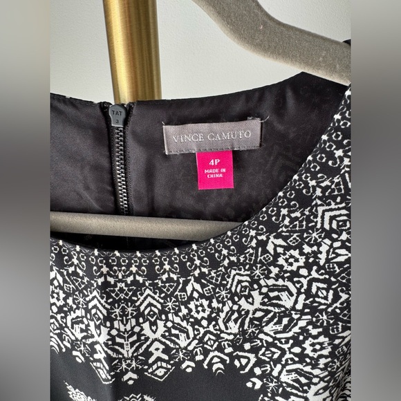 EUC Vince Camuto Black and White Pattern Mini Sheath Dress Size 4P - Picture 3 of 4